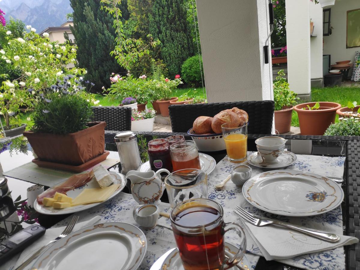 Bed & Breakfast คูร์ ภายนอก รูปภาพ
